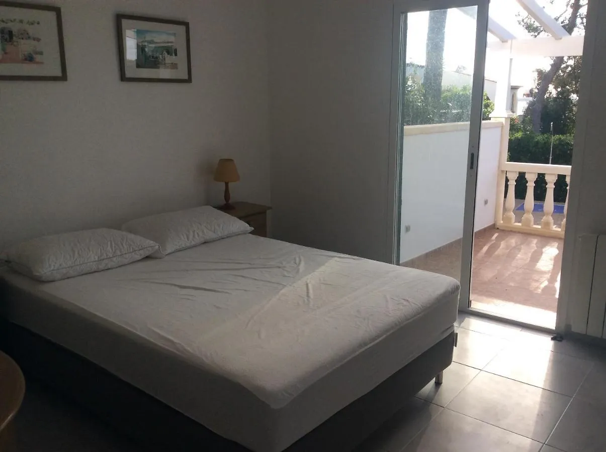 Homestay Villa Saluste S'Algar