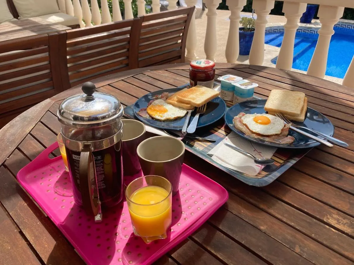 Homestay Villa Saluste S'Algar